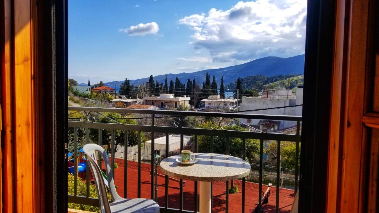 Valerie'S House Apartment Poros Town Екстериор снимка